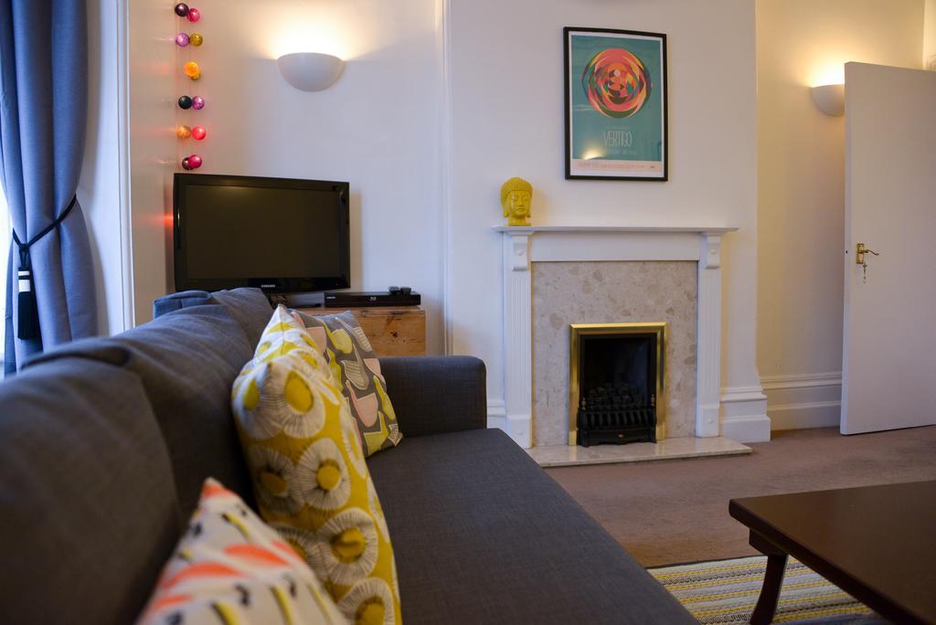 Queens Apartment เวอร์ทิง ภายนอก รูปภาพ