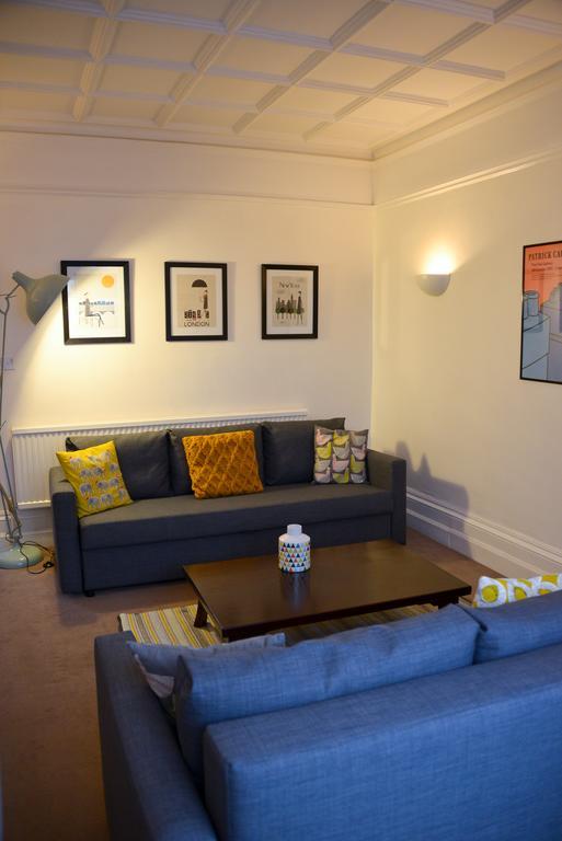 Queens Apartment เวอร์ทิง ภายนอก รูปภาพ