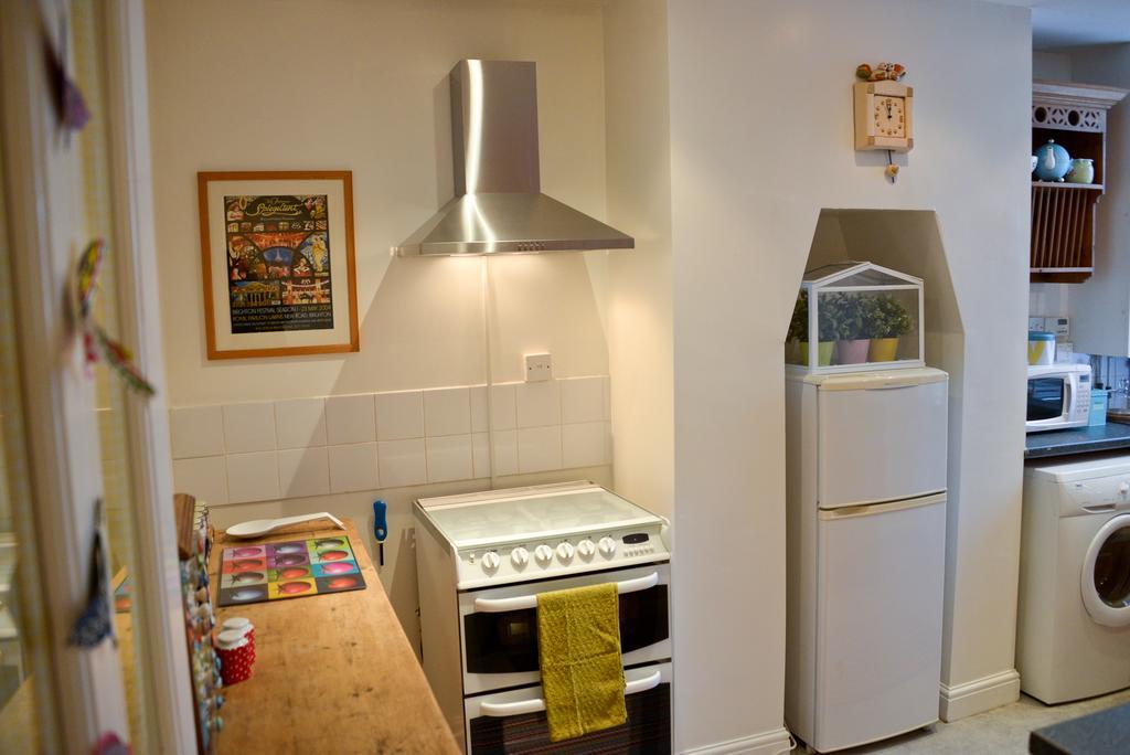 Queens Apartment เวอร์ทิง ภายนอก รูปภาพ